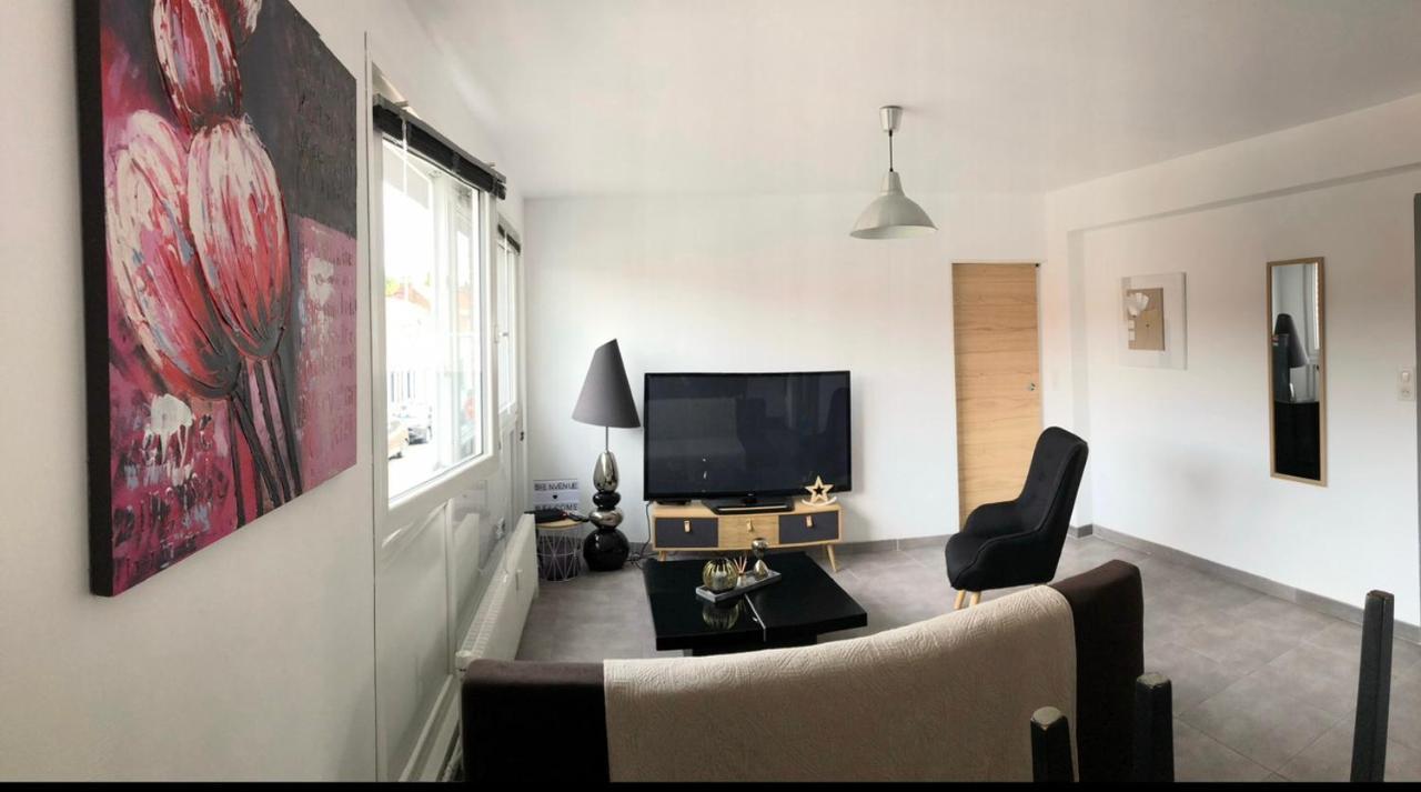 Templemars Bel Appartement Cosy Tres Calme Avec Parking Prive מראה חיצוני תמונה